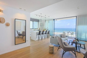 Luxury 2BD Beach Apartment 15